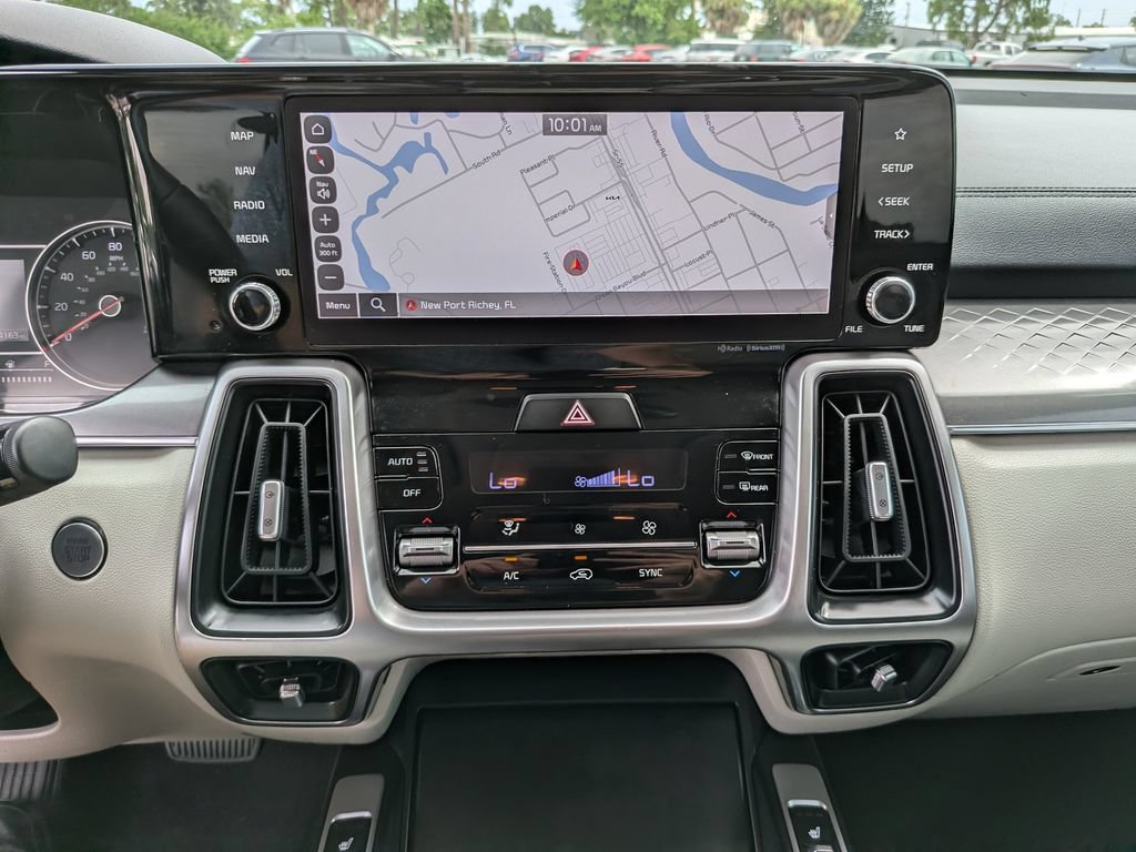Certified 2023 Kia Sorento S FWD image 23