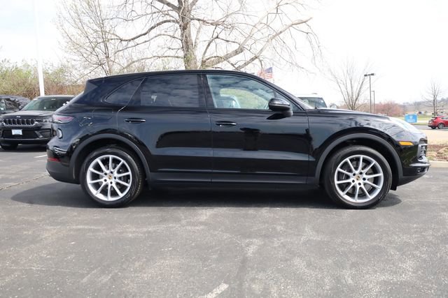 Used 2023 Porsche Cayenne image 4