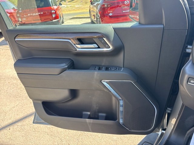 Certified 2024 Chevrolet Silverado 1500 LT Trail Boss w/ LPO, Dark Essentials Package image 18