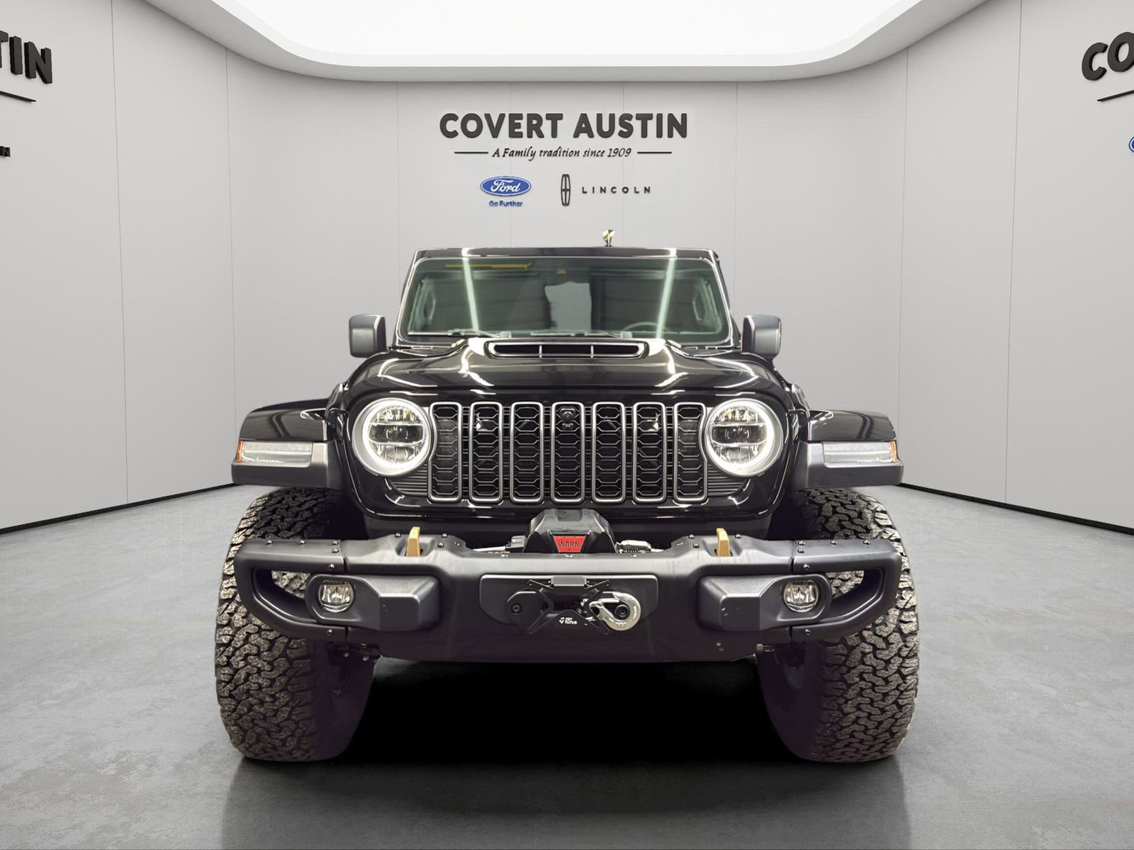 Used 2025 Jeep Wrangler Unlimited Rubicon 392 image 8