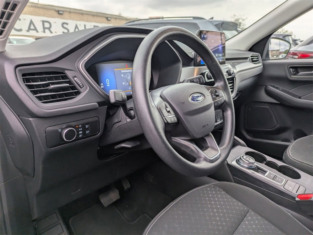 Used 2025 Ford Escape Active image 14