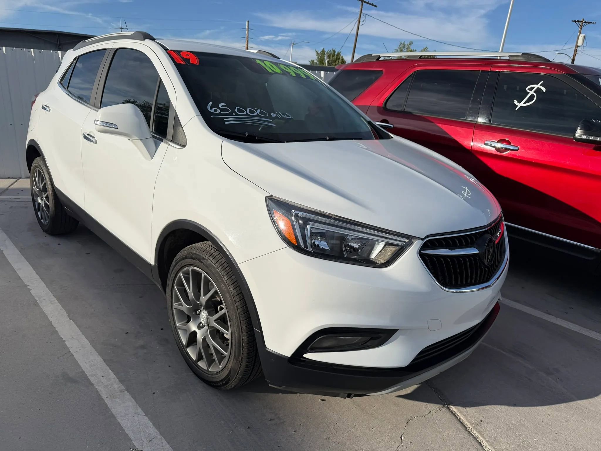 Used 2019 Buick Encore Sport Touring FWD image 3