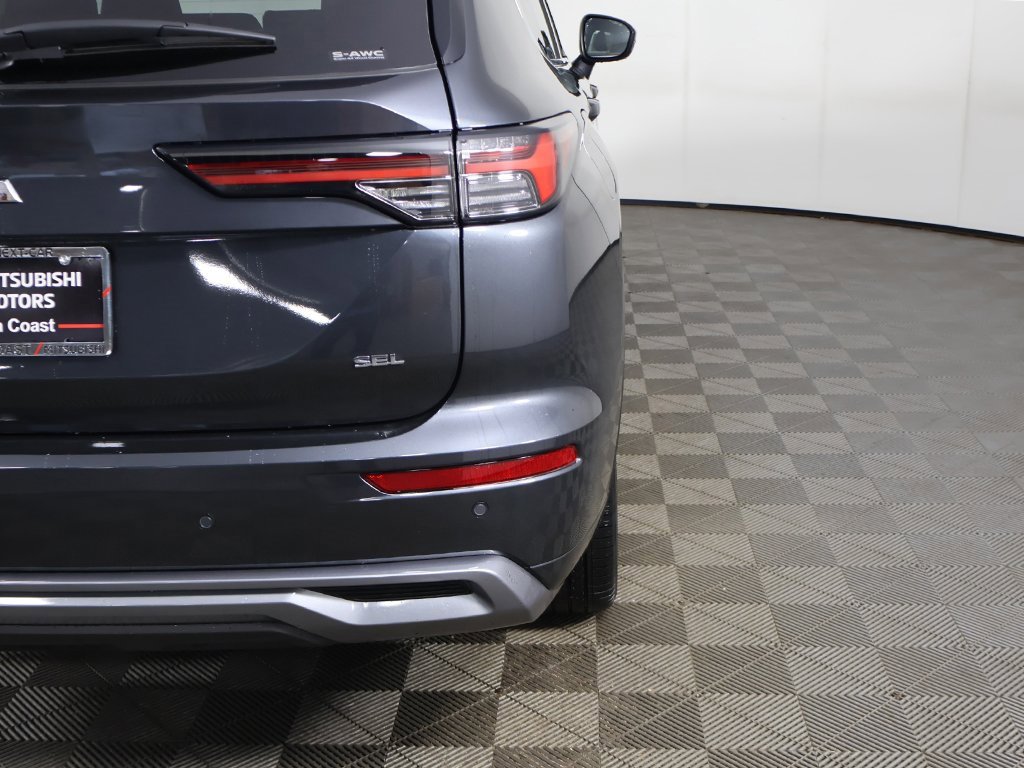 New 2025 Mitsubishi Outlander SEL image 21