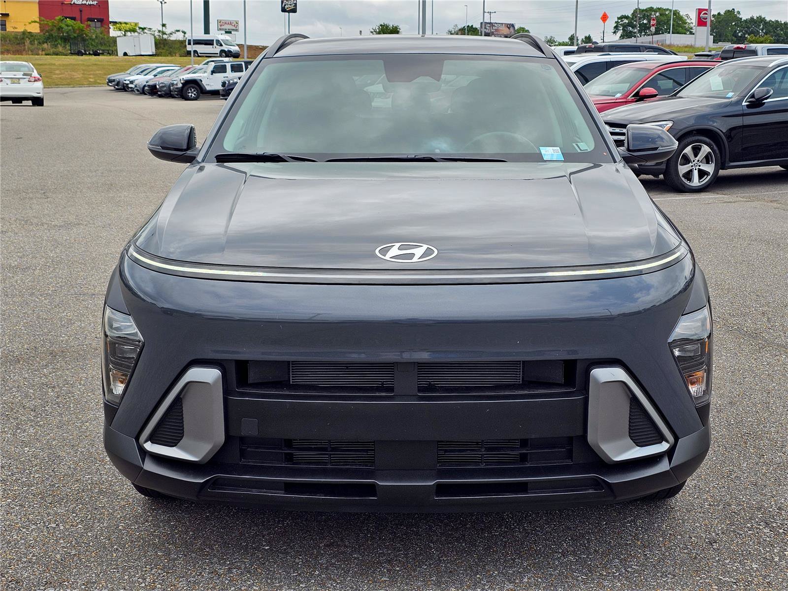 Used 2026 Hyundai Kona SEL Sport FWD image 2