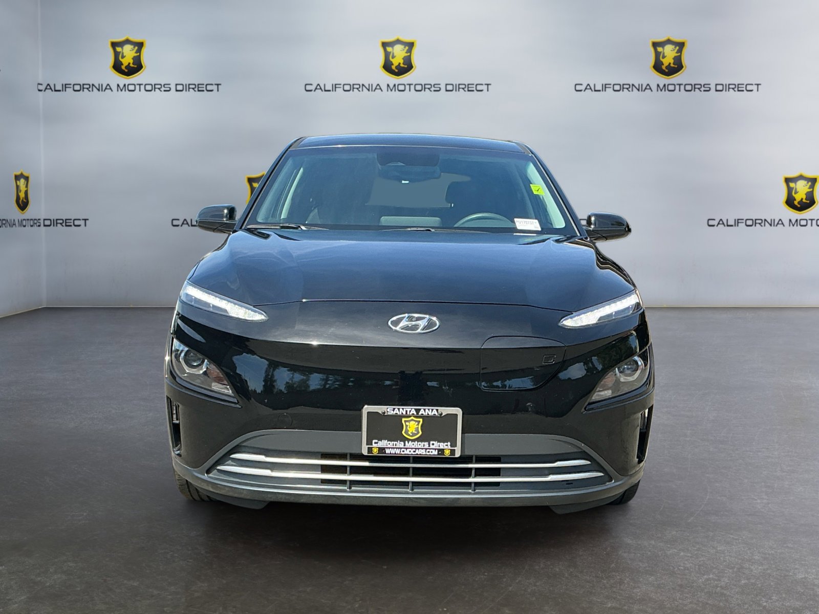 Used 2023 Hyundai Kona SE w/ Cargo Package FWD image 2