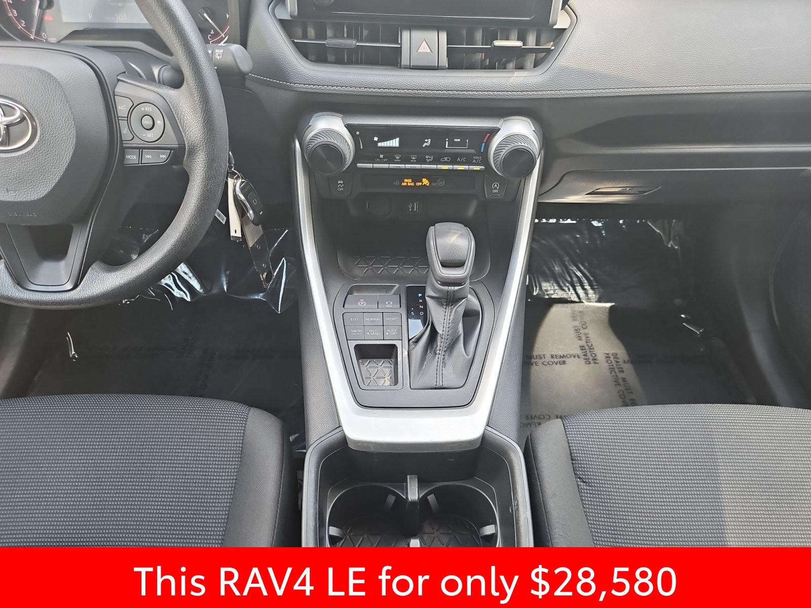 Used 2023 Toyota RAV4 LE AWD/4WD image 30