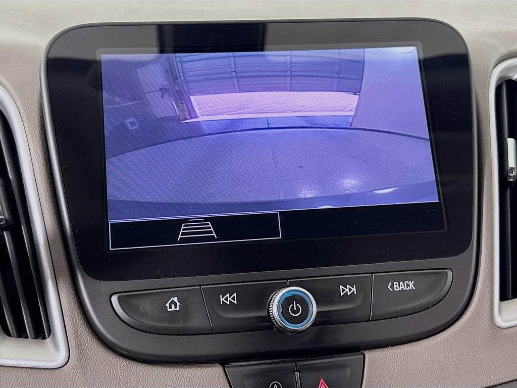 Used 2021 Chevrolet Malibu LS FWD image 30