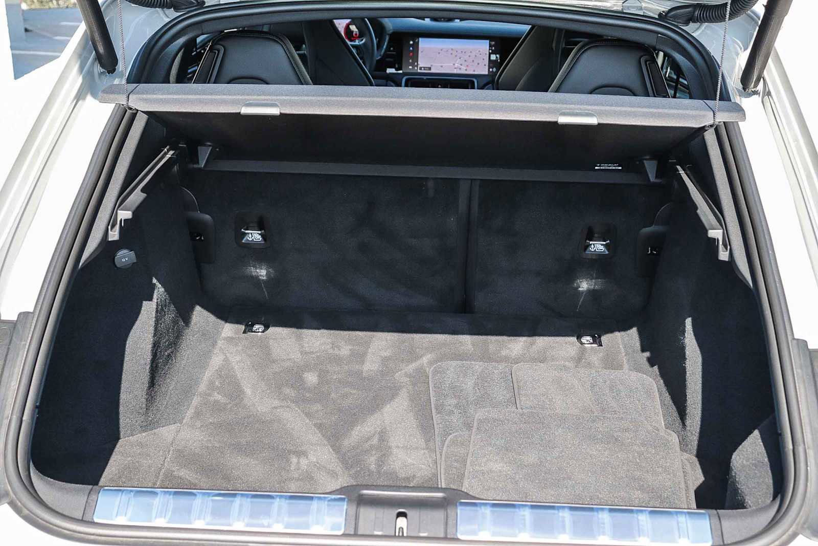 Used 2025 Porsche Panamera 4 image 36