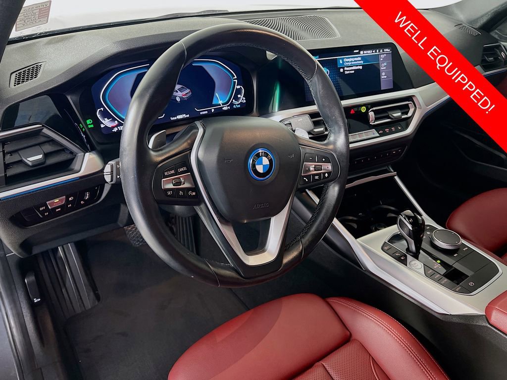 Used 2022 BMW 330e w/ Driving Assistance Package image 9