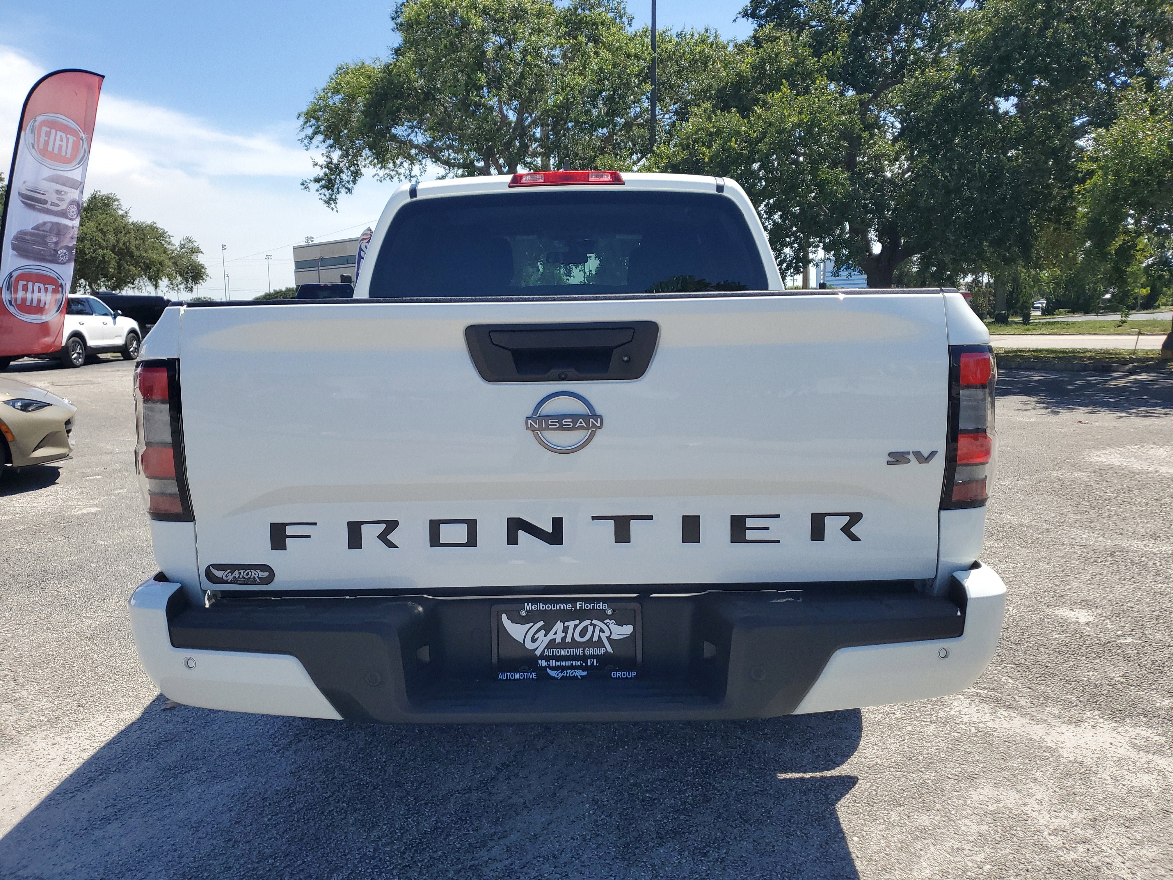 Used 2022 Nissan Frontier SV w/ Technology Package image 5