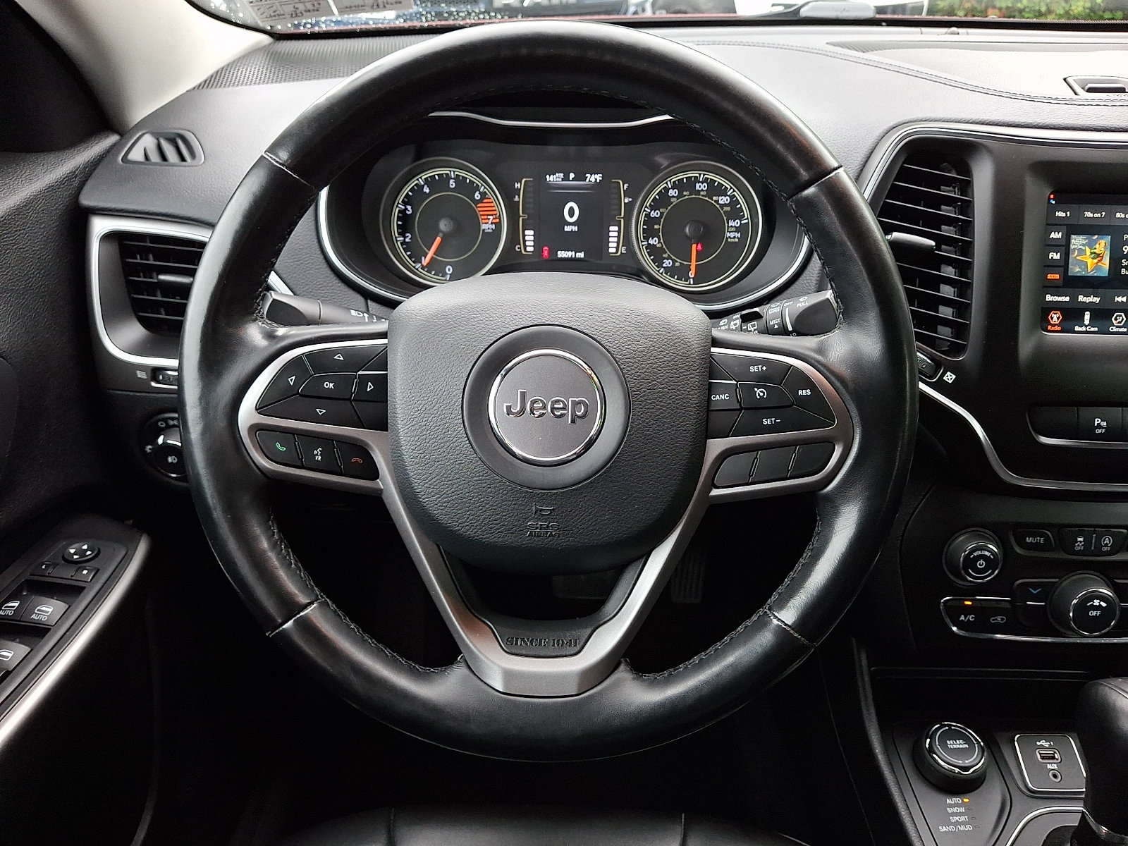 Certified 2020 Jeep Cherokee Latitude Plus w/ Cold Weather Group AWD/4WD image 19