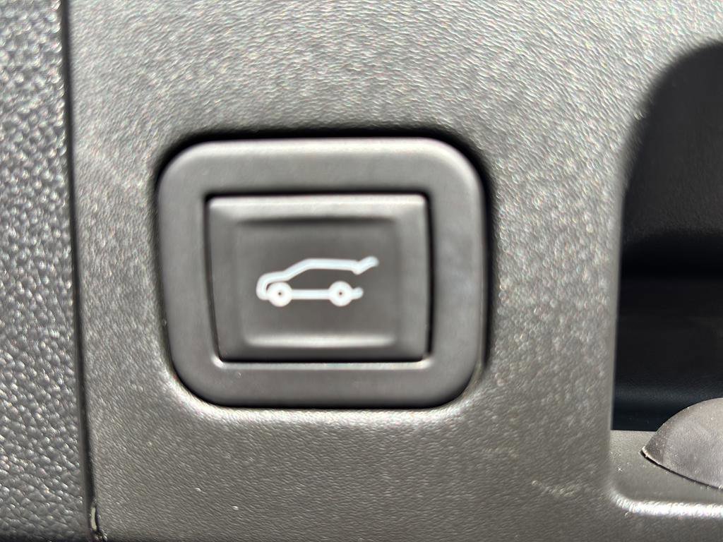 Used 2024 Cadillac XT4 Premium Luxury image 48