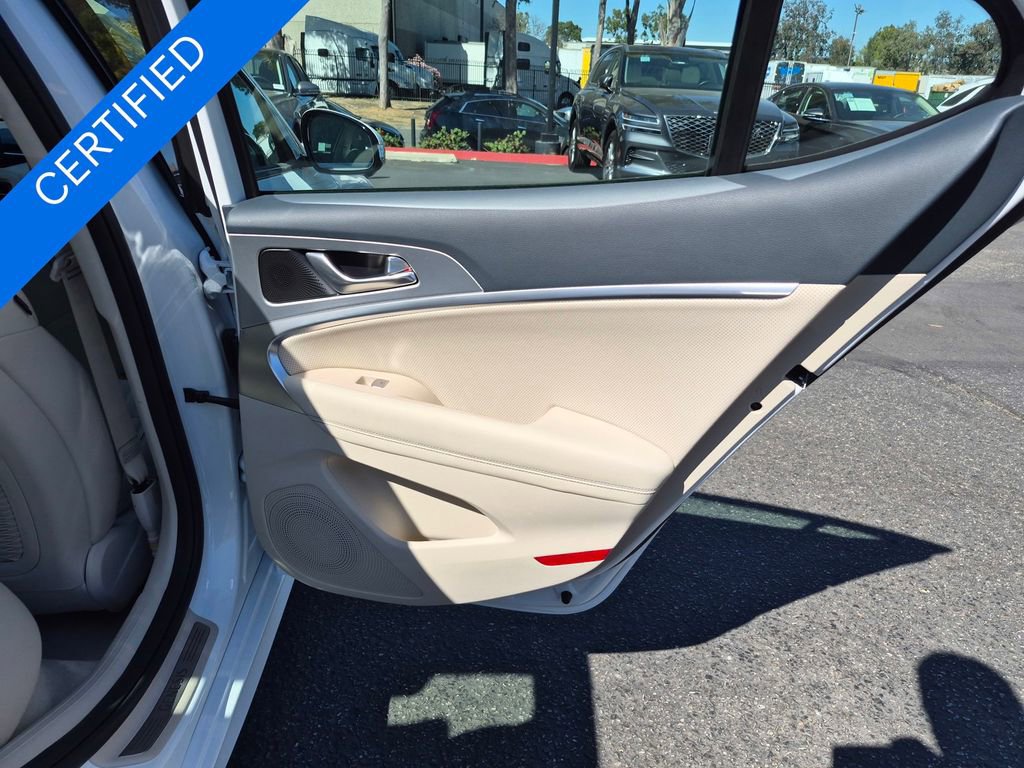 Used 2026 Genesis G70 2.5T Prestige image 31