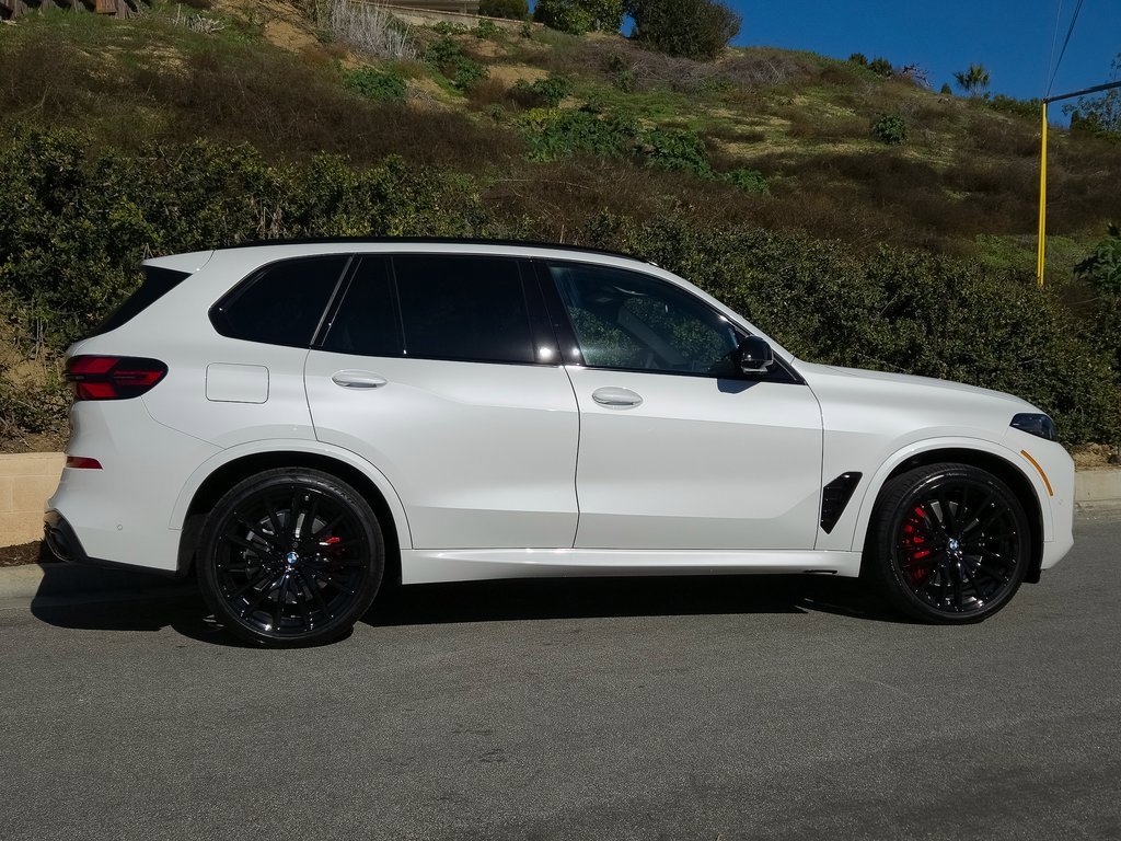 New 2026 BMW X5 M60i w/ Executive Package image 4