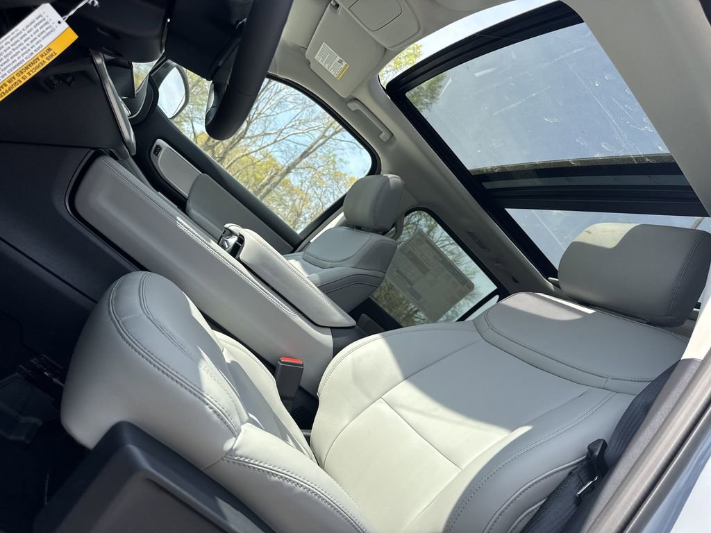 New 2026 Ford Expedition Max Active RWD image 34