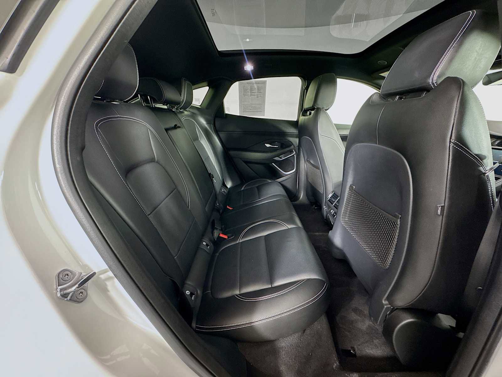 Used 2024 Jaguar E-PACE R-Dynamic SE image 27