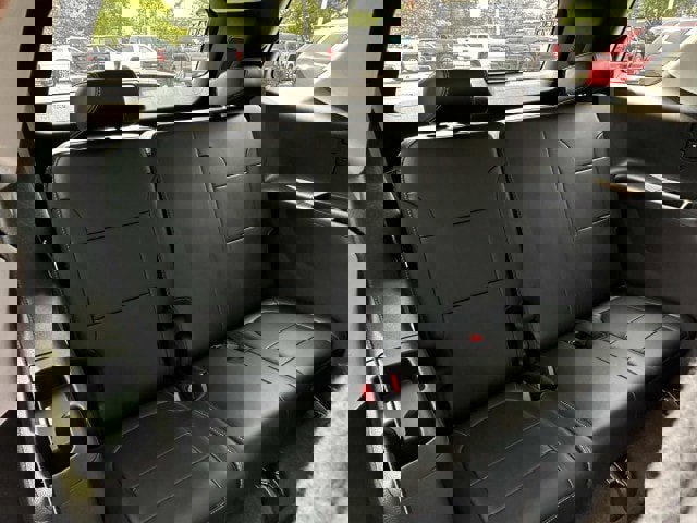 Used 2020 Chevrolet Traverse LT w/ Driver Confidence II Package image 11