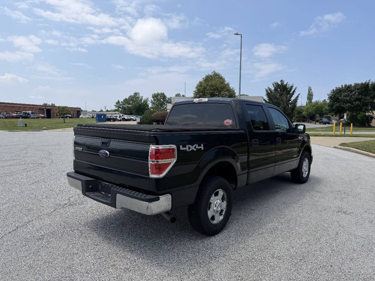 Used 2014 Ford F150 XLT AWD/4WD image 4