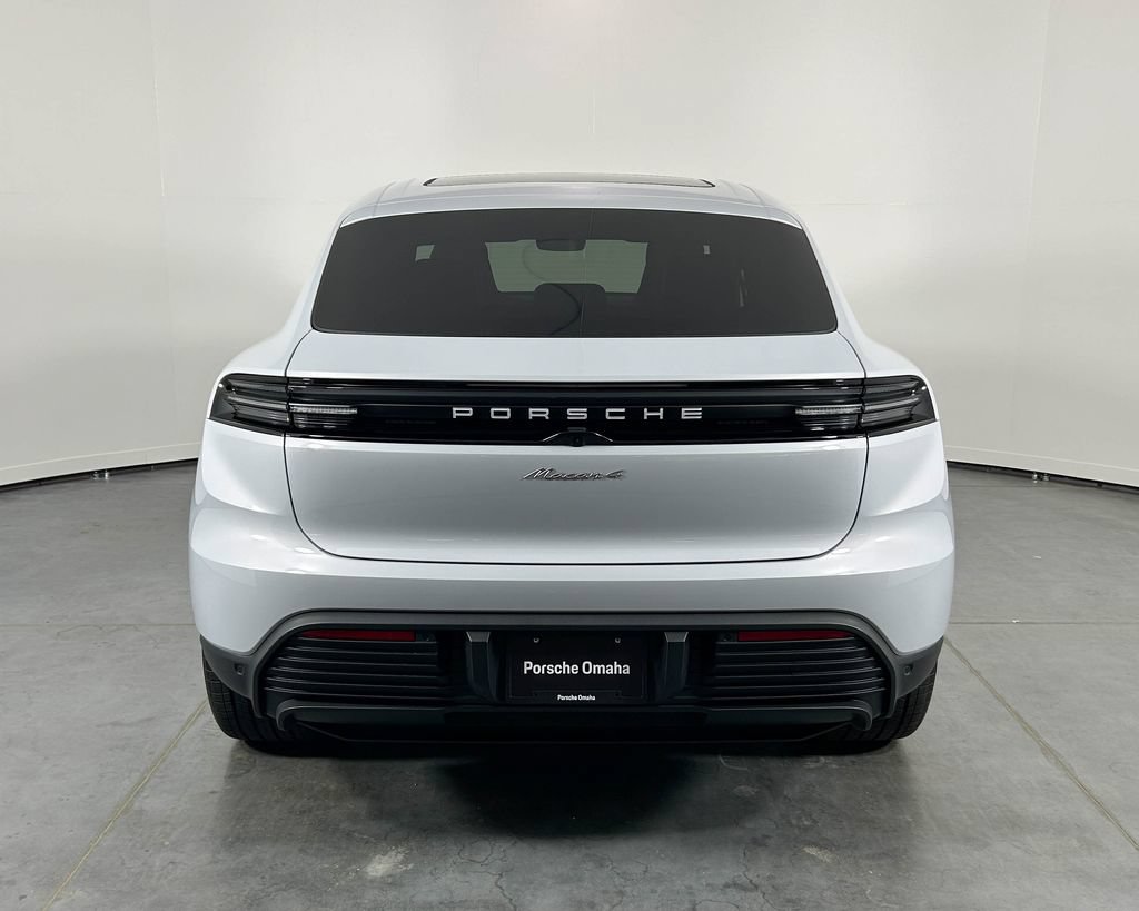 New 2026 Porsche Macan 4 Electric AWD/4WD image 6