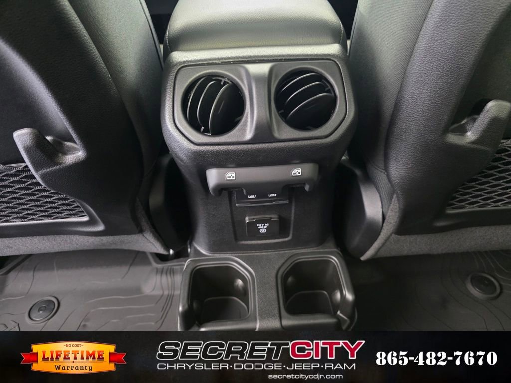 New 2025 Jeep Gladiator Mojave image 27