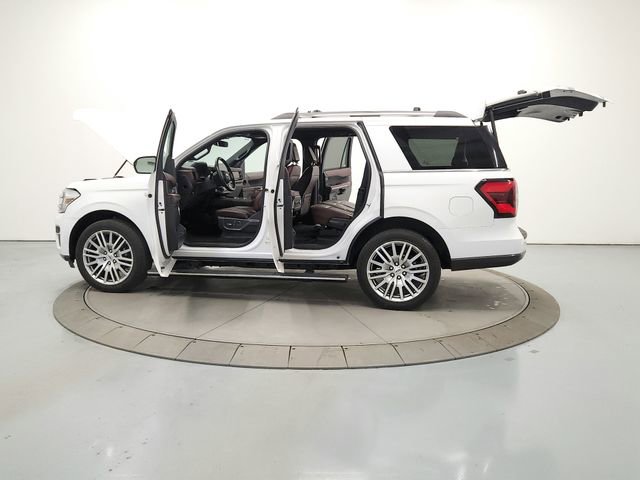 Used 2024 Ford Expedition Limited image 12