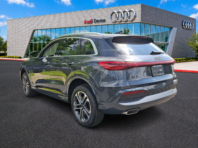 Certified 2025 Audi Q5 Premium w/ Convenience Package AWD/4WD image 4