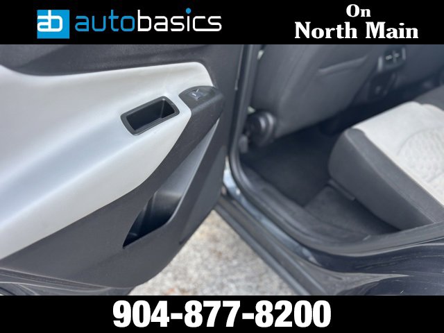 Used 2018 Chevrolet Equinox LS image 20