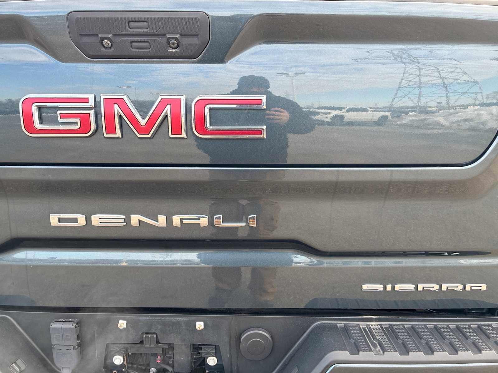 Certified 2020 GMC Sierra 1500 Denali w/ Denali Ultimate Package image 33