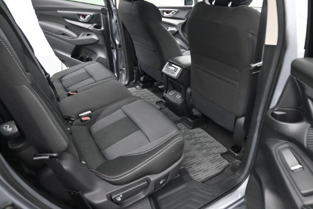 Used 2025 Subaru Ascent Premium AWD/4WD image 17