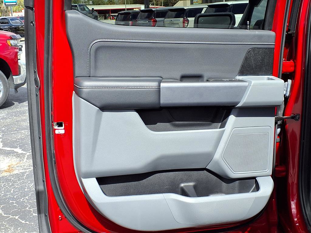 Used 2022 Ford F150 XLT w/ Equipment Group 302A High image 16