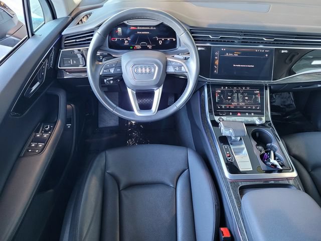 Used 2023 Audi Q7 3.0T Prestige w/ Prestige Package AWD/4WD image 16