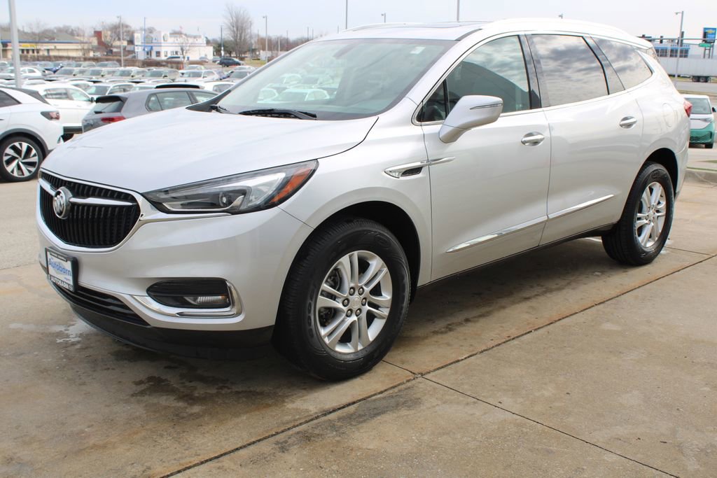 Used 2020 Buick Enclave Essence image 3
