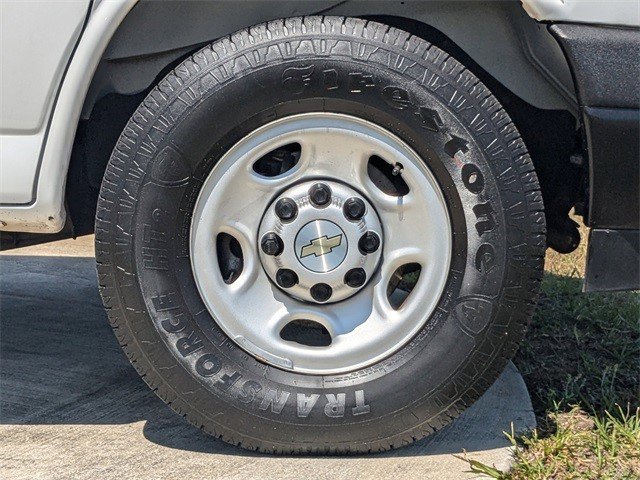 Certified 2021 Chevrolet Express 2500 Extended w/ Driver Convenience Package image 11