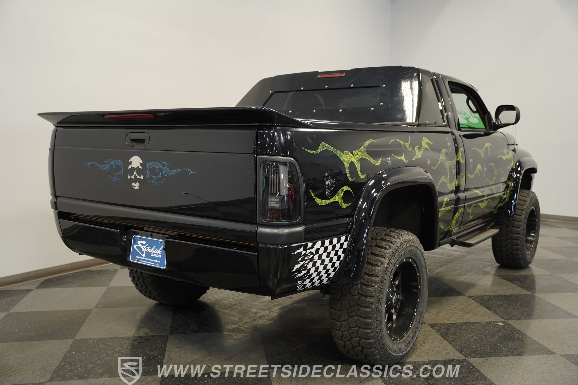 Used 1995 Dodge Ram 1500 Truck 4x4 Regular Cab image 12