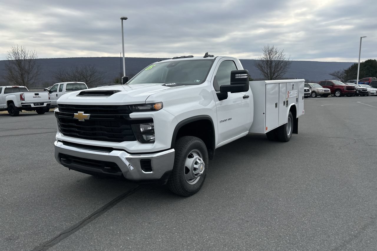 New 2025 Chevrolet Silverado 3500 W/T w/ WT Convenience Package AWD/4WD video 3