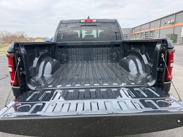 New 2026 RAM 1500 Big Horn AWD/4WD image 9
