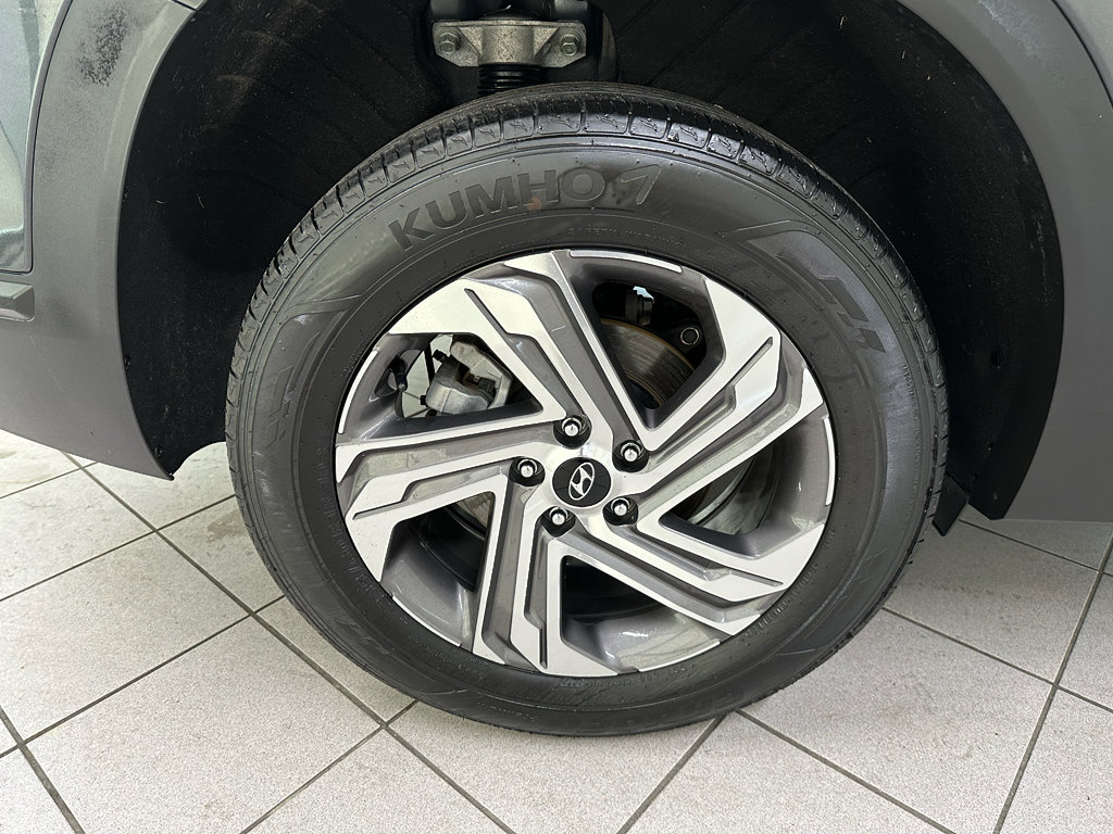 Used 2023 Hyundai Santa Fe SE AWD/4WD image 15