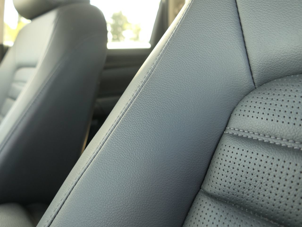 Used 2023 Honda CR-V EX-L image 12