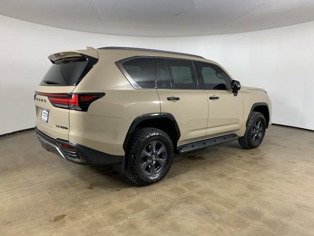 Used 2025 Lexus LX 700h Overtrail image 8