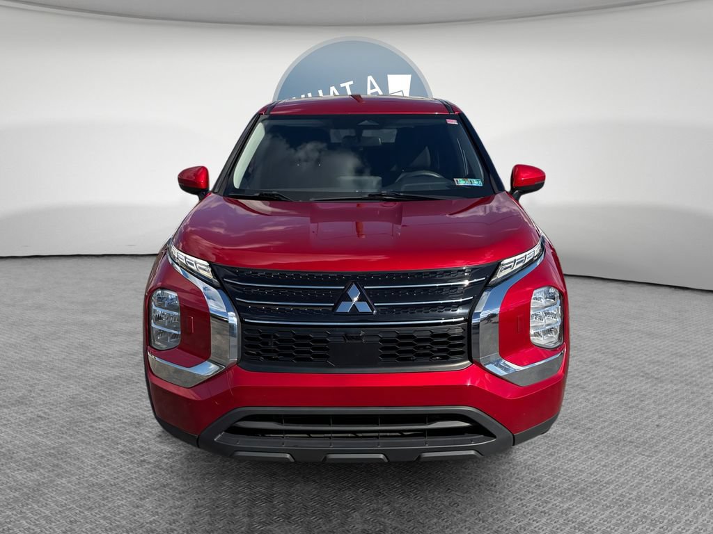 Used 2022 Mitsubishi Outlander ES AWD/4WD image 9