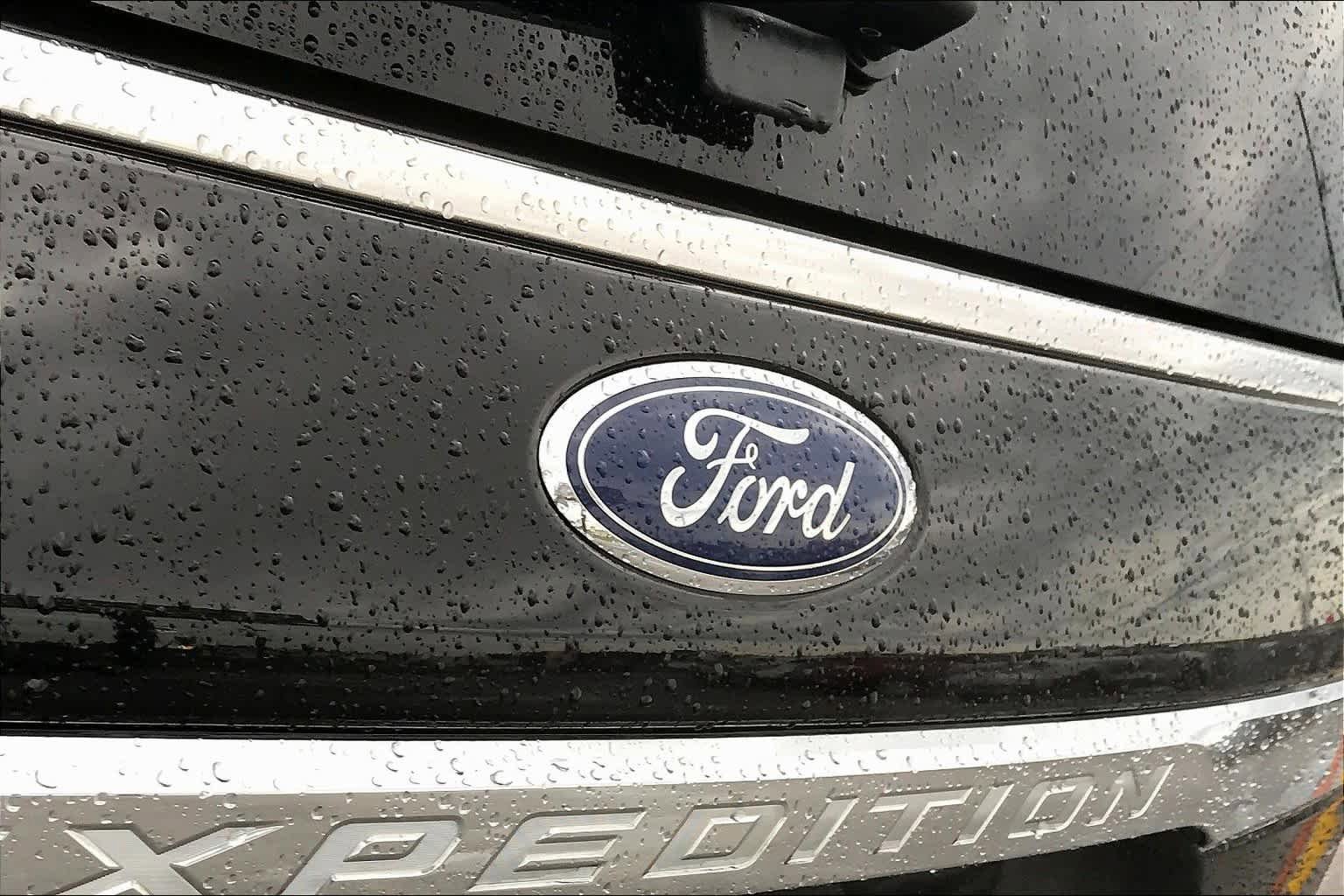Used 2020 Ford Expedition Limited RWD image 31