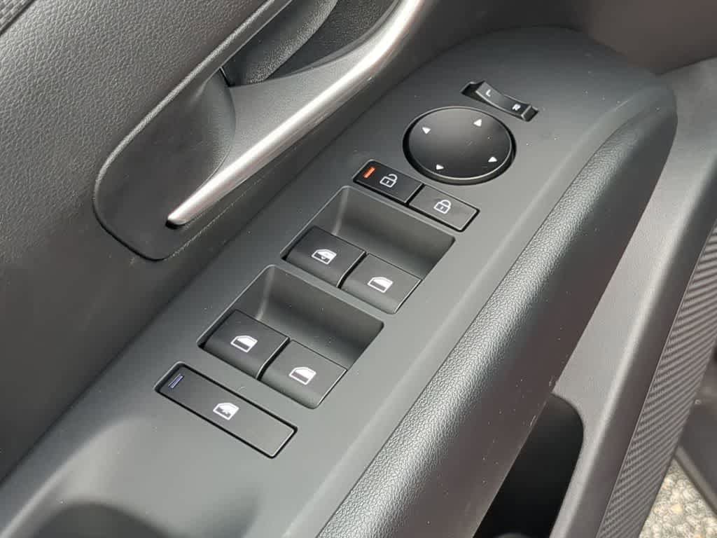 New 2026 Hyundai Tucson SE image 18