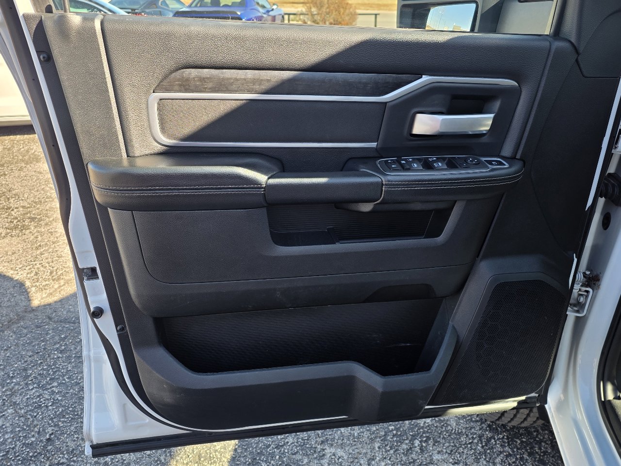 Used 2024 RAM 3500 Big Horn image 10