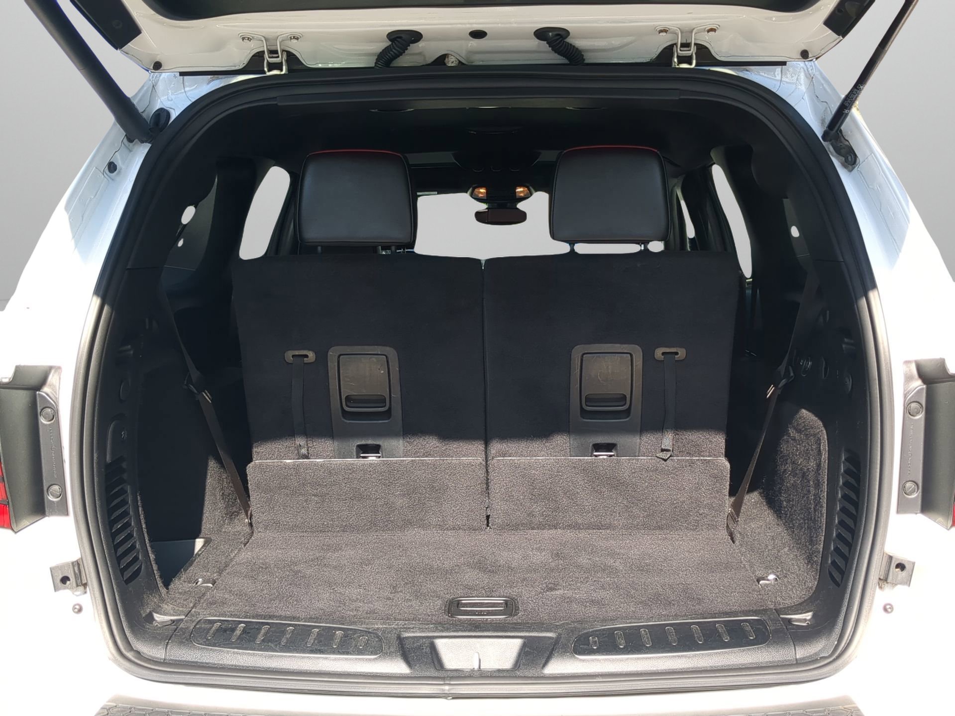 Used 2022 Dodge Durango R/T RWD image 46
