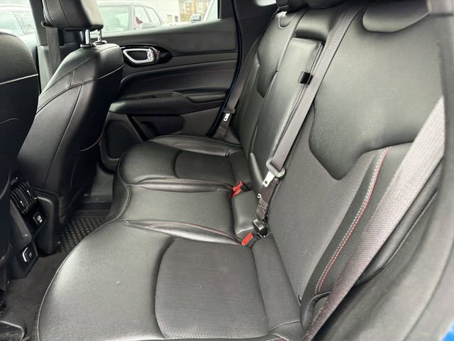 Used 2024 Jeep Compass Trailhawk image 12