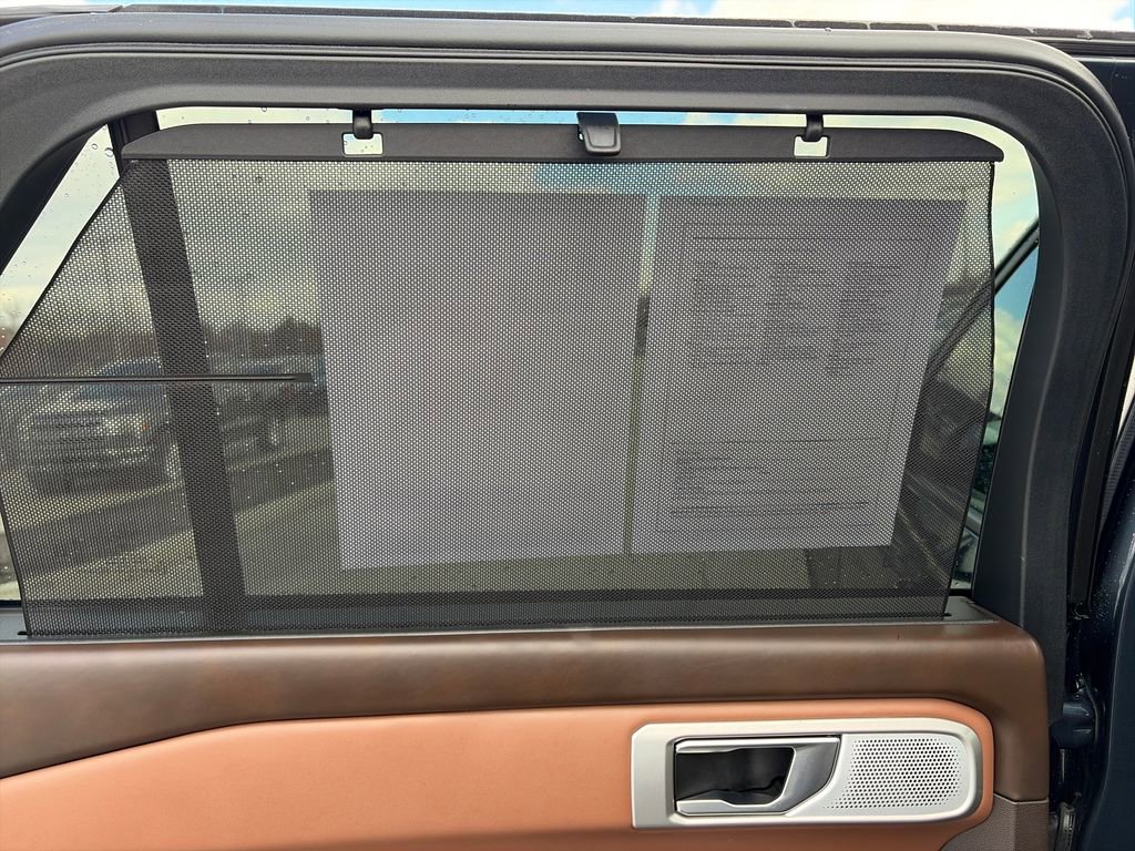 Used 2023 Ford Explorer King Ranch w/ Technology Package image 39