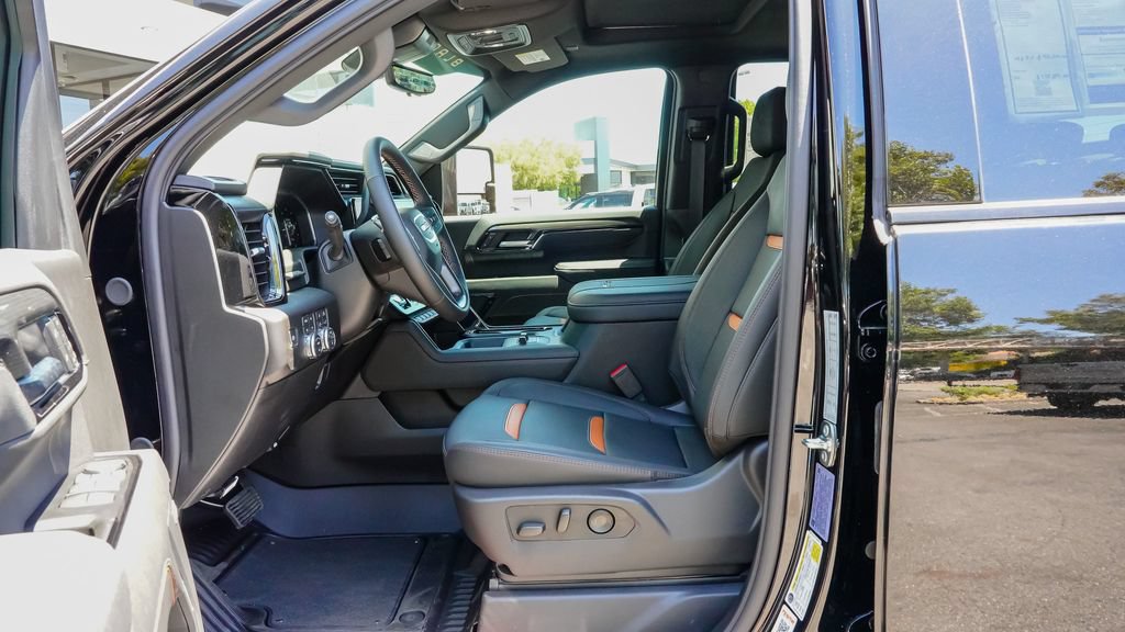 New 2026 GMC Sierra 2500 AT4 w/ AT4 Premium Plus Package AWD/4WD image 15