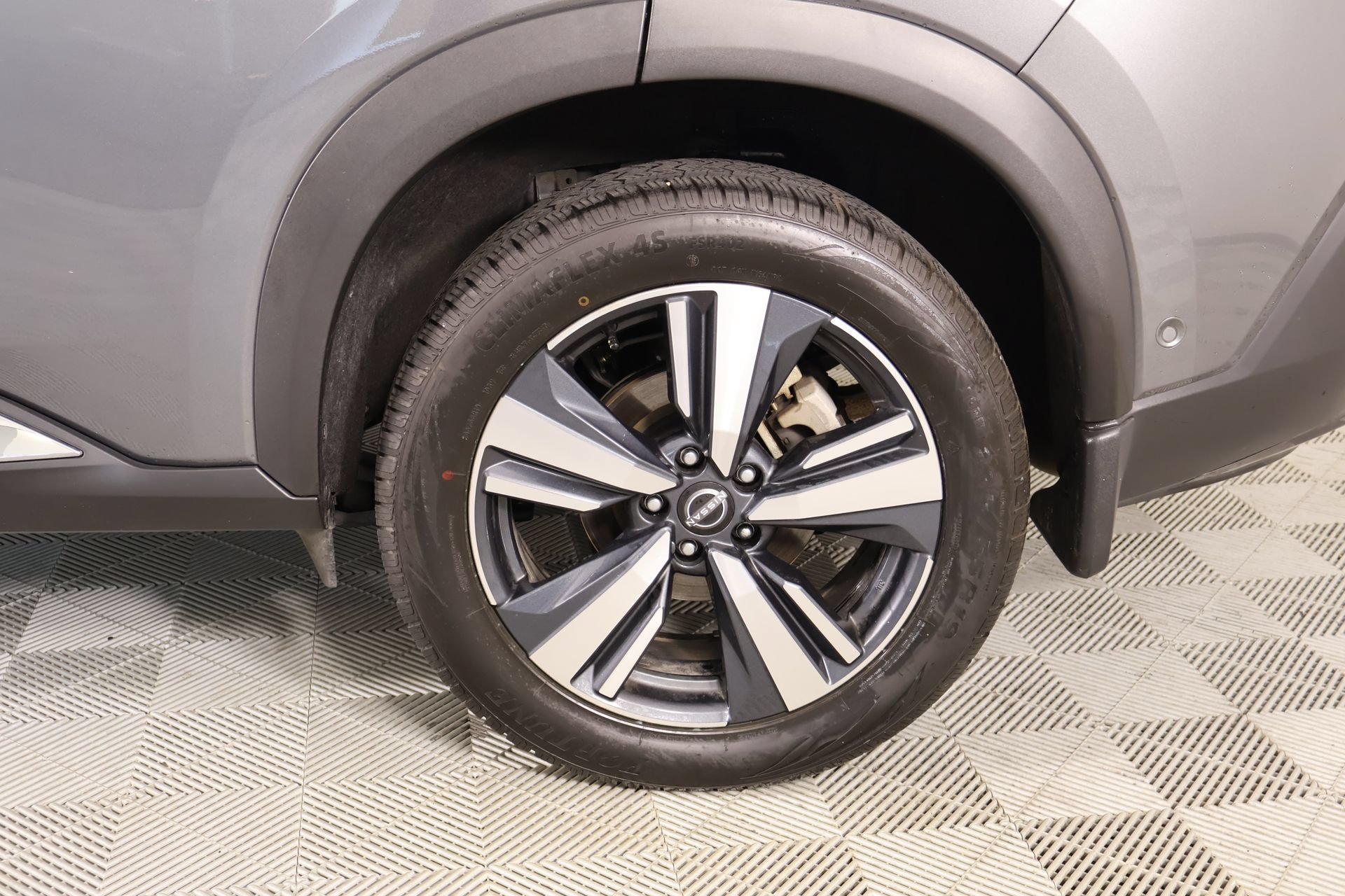 Used 2023 Nissan Rogue SL w/ SL Premium Package FWD image 20