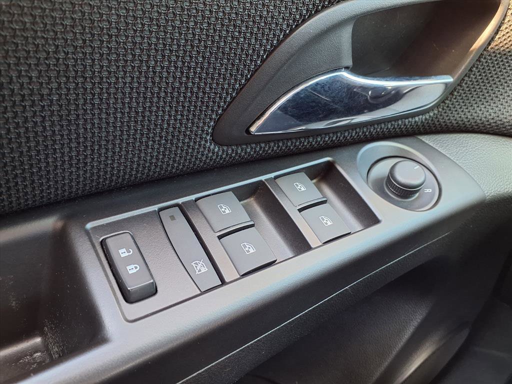 Used 2015 Chevrolet Cruze LT image 19