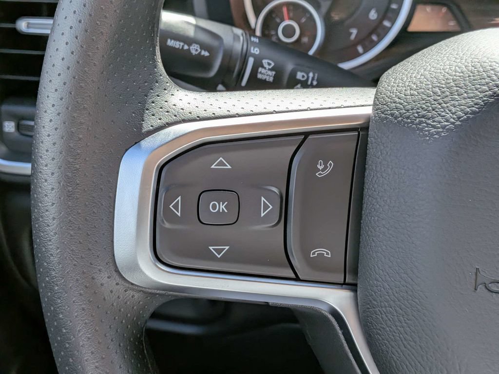 New 2026 RAM 1500 Express AWD/4WD image 24